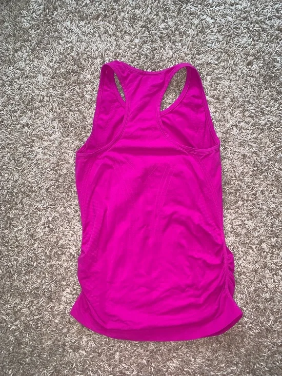 Athleta Women’s Fuchsia Racerback Fitted Ruched Performance Workout Tank Top - Picture 7 of 8
